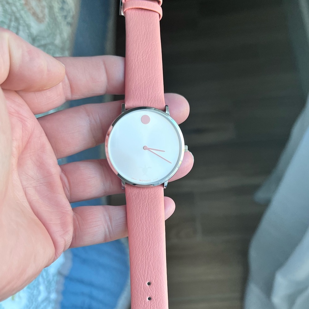 Movado, Pink - Picture 2 of 4